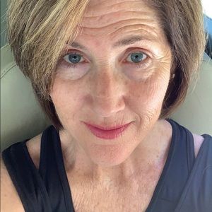 Meet your Posher, Carolyn